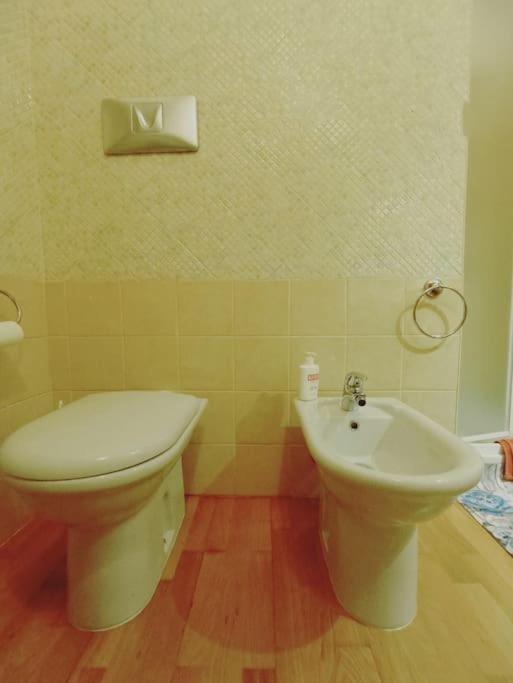 "Orchidea" Camera Privata Nell'Appartamento Condiviso Cagliari Exterior foto